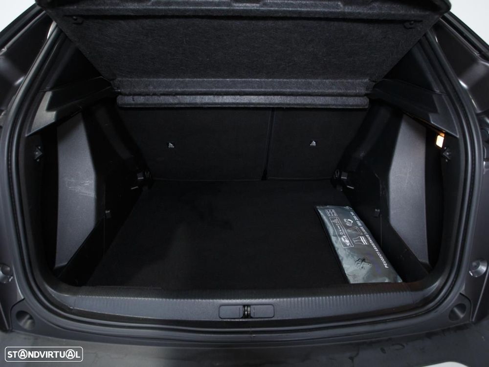 Peugeot 2008 1.5 BlueHDi GT Line EAT8 - 12