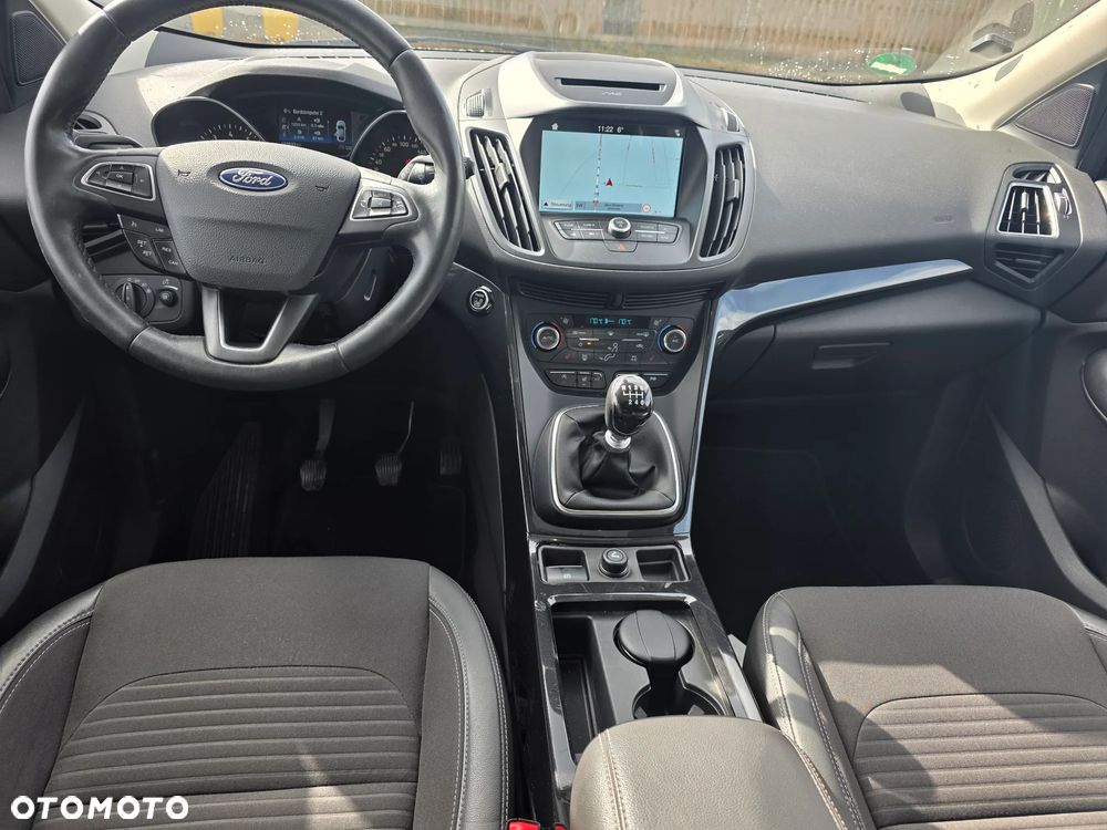 Ford Kuga 1.5 EcoBoost 2x4 Titanium - 8