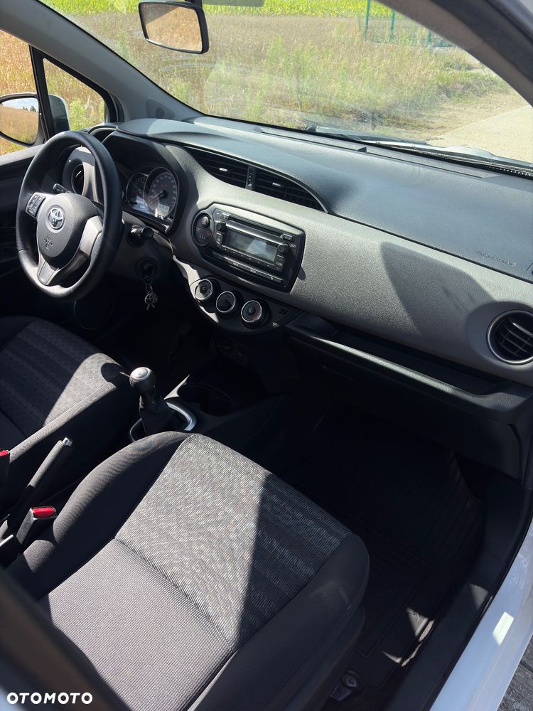 Toyota Yaris - 20