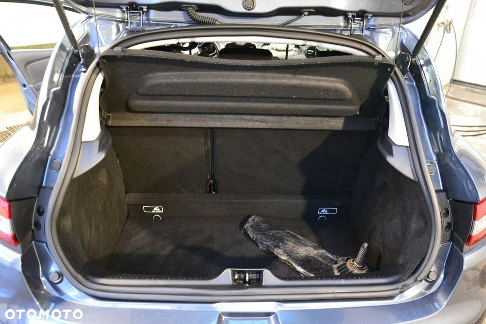 Renault Clio - 24