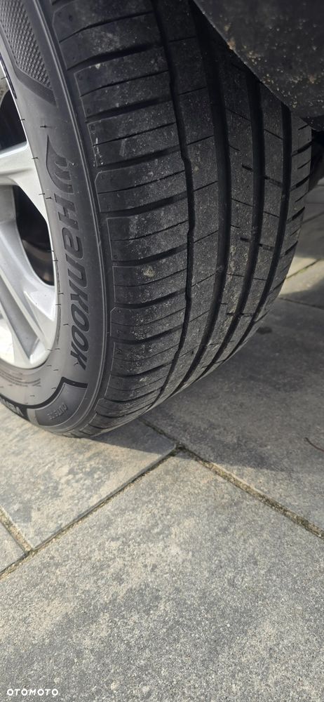 Ford Kuga 1.5 EcoBoost 2x4 Titanium - 29