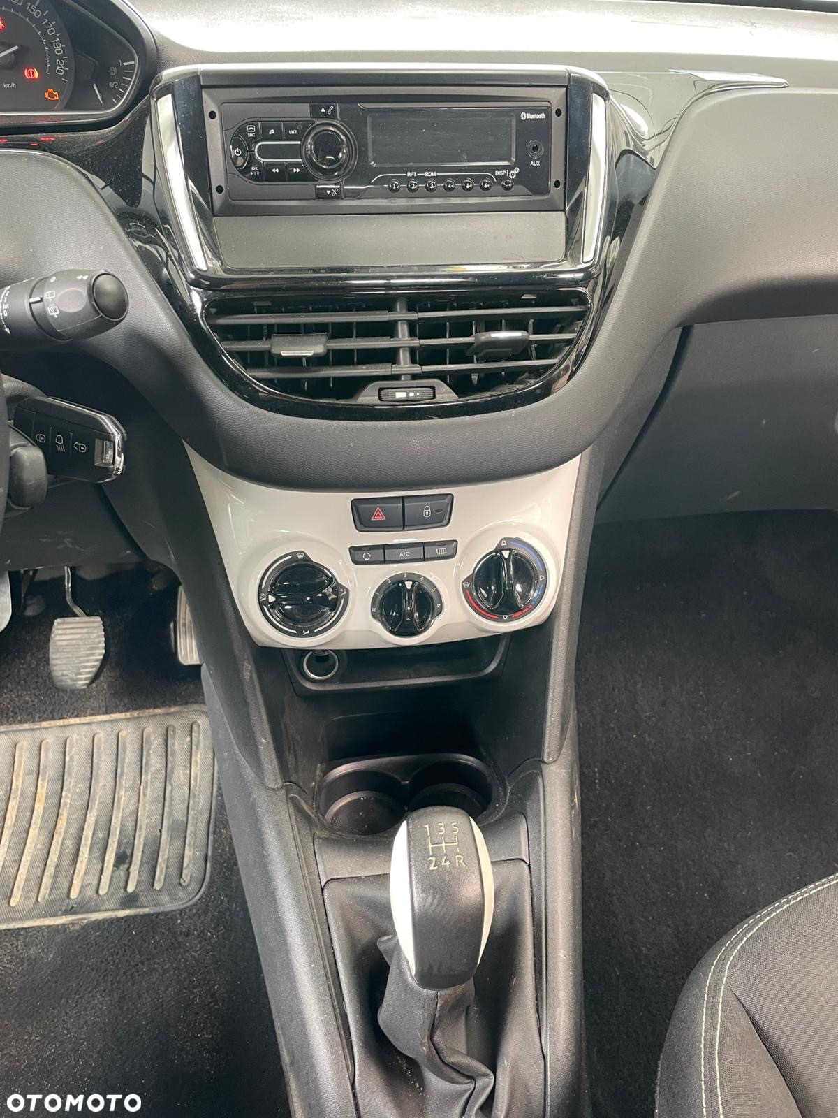 Peugeot 208 1.2 PureTech Active - 20