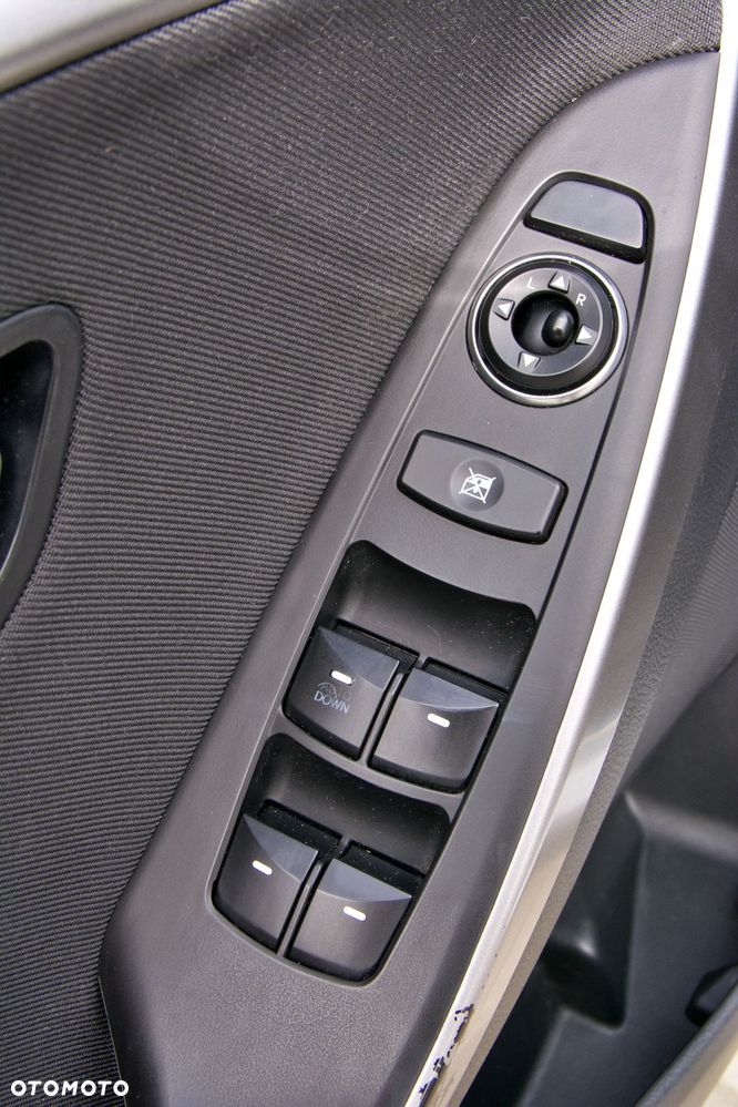 Hyundai i30 - 12