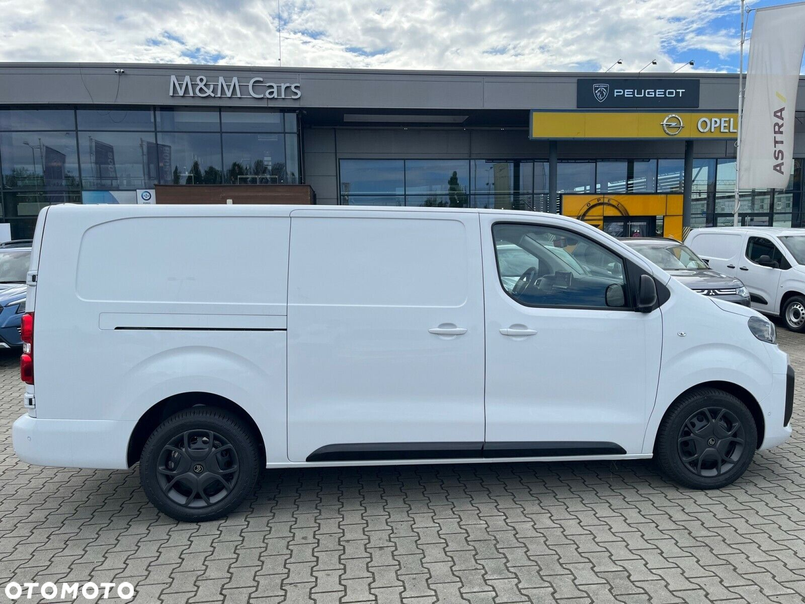 Citroën Jumpy Furgon XL 2.0 Diesel 177KM EAT8 - 4