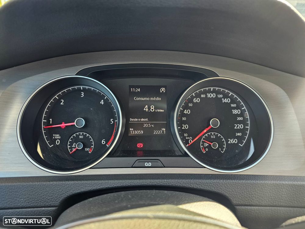 VW Golf Variant 1.6 TDi Confortline DSG - 5