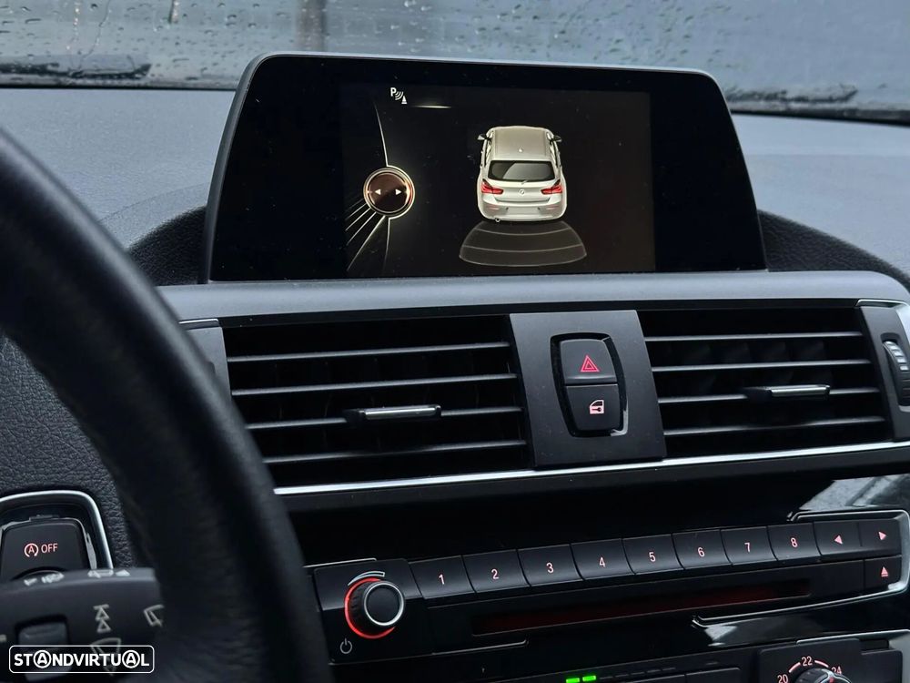 BMW 116 d Line Urban Auto - 18