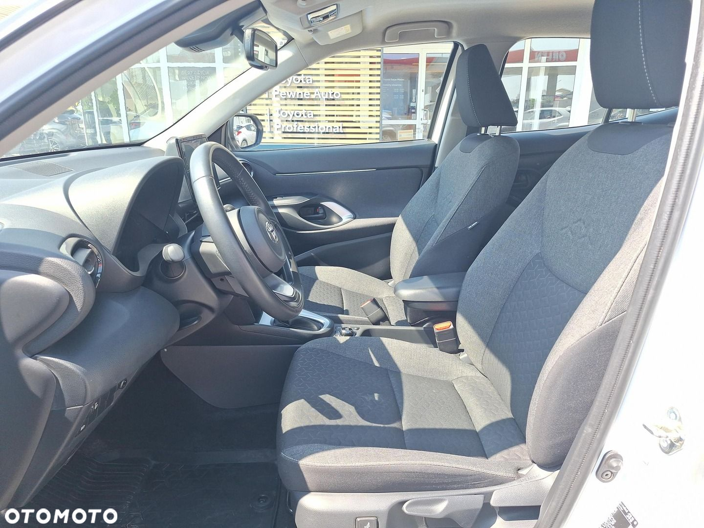 Toyota Yaris Cross - 15