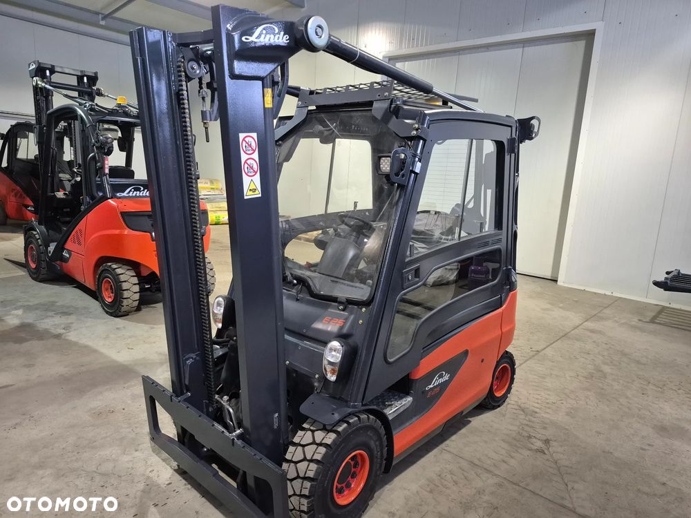 Linde E25 - 3