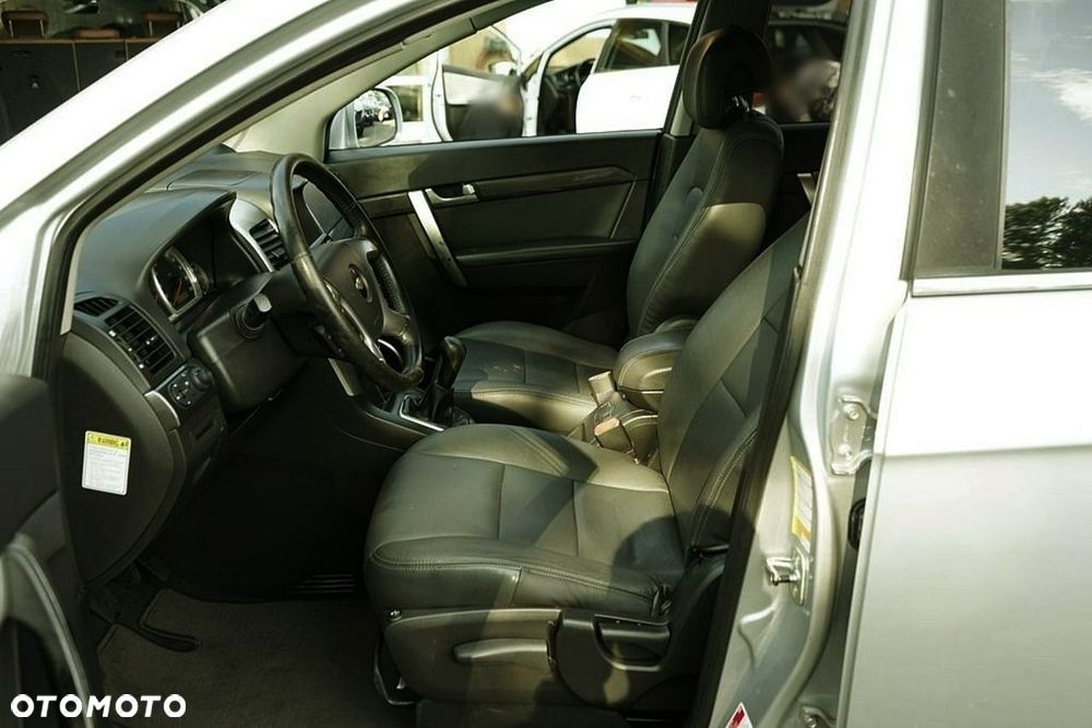 Chevrolet Captiva - 13