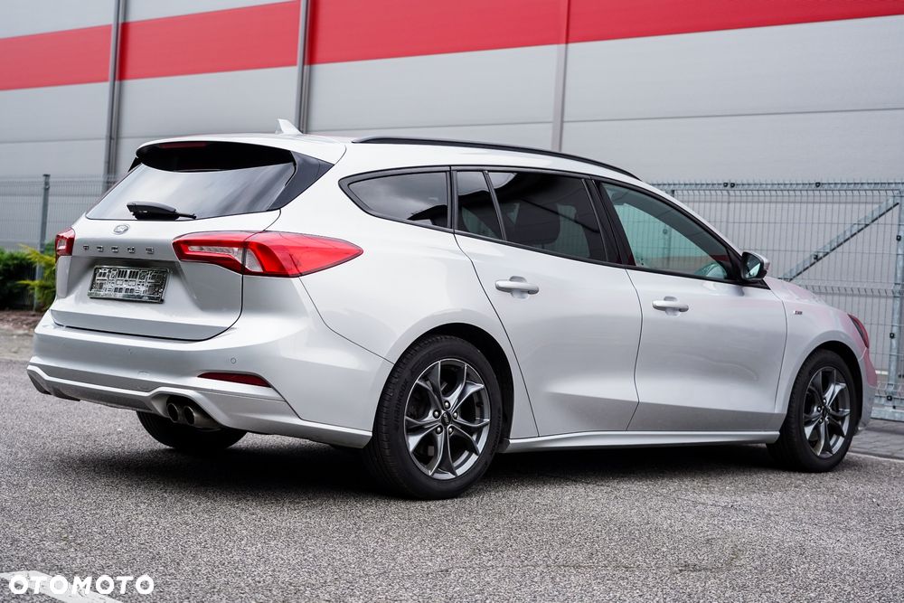 Ford Focus 1.5 EcoBlue ST-Line - 36