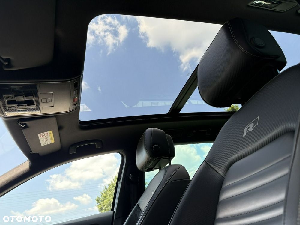 Volkswagen Passat - 19