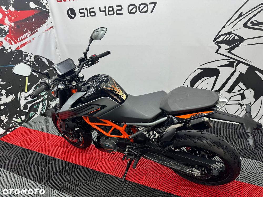 KTM Duke - 19