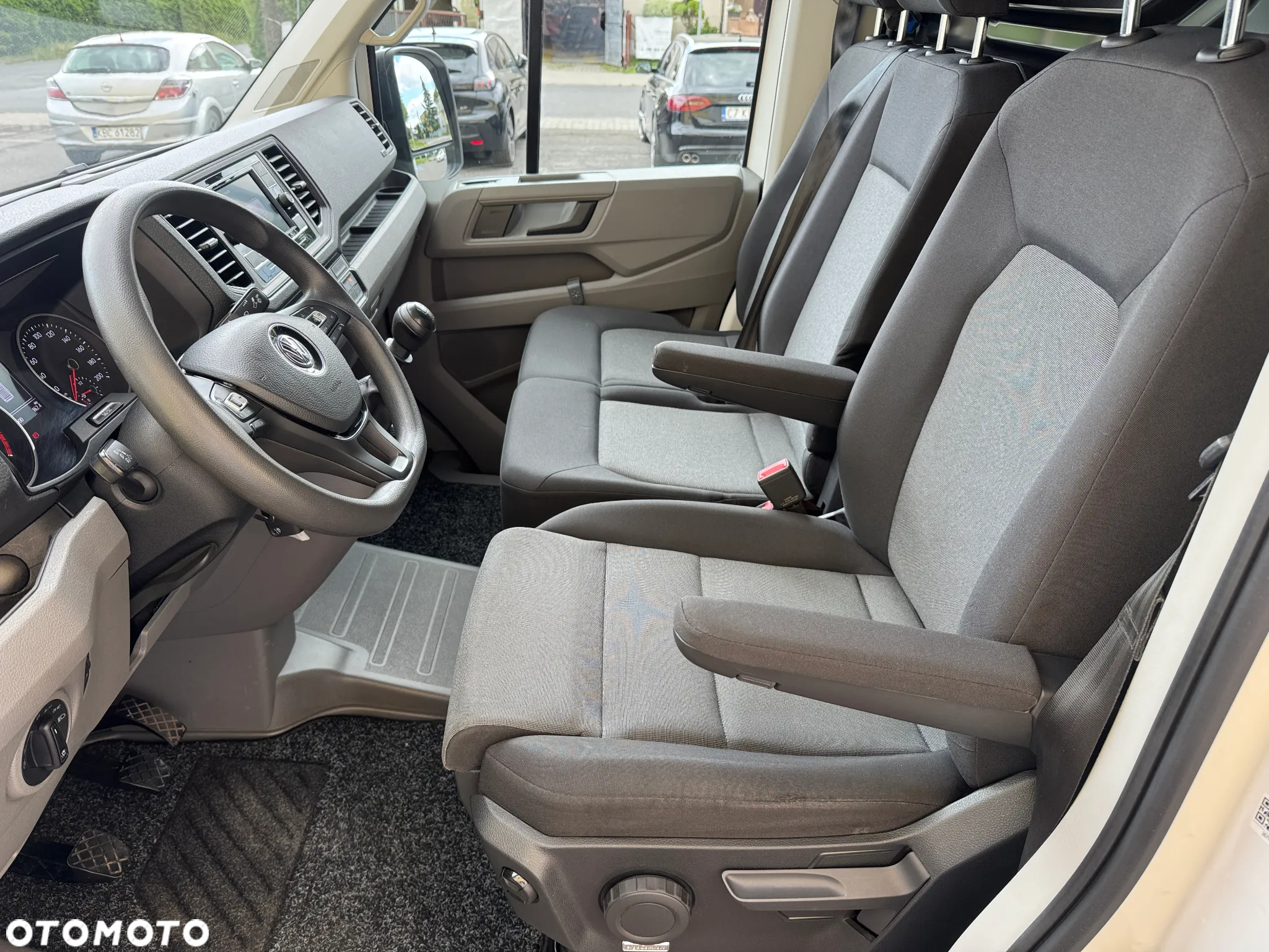 Volkswagen CRAFTER MAX MAXI  L4H2 - 12