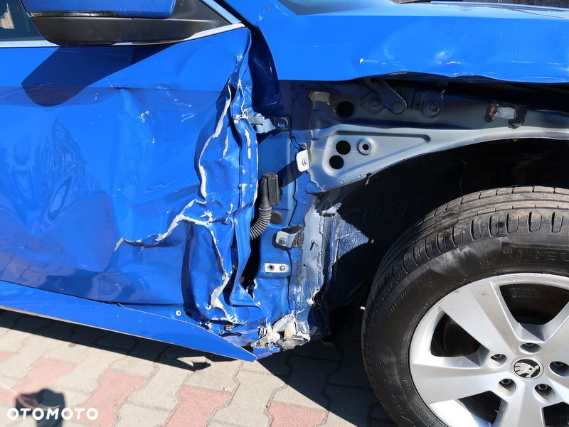 Skoda Superb 2.0 TDI SCR Ambition DSG - 31