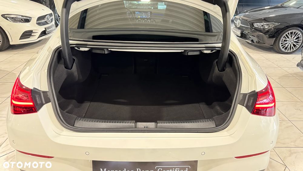 Mercedes-Benz CLA 200 AMG Line 7G-DCT - 36