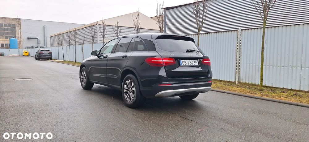 Mercedes-Benz GLC 250 4Matic 9G-TRONIC - 11