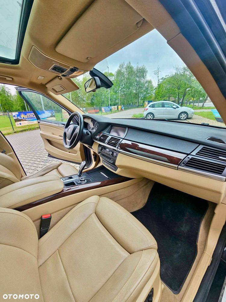 BMW X5 3.5d xDrive - 12