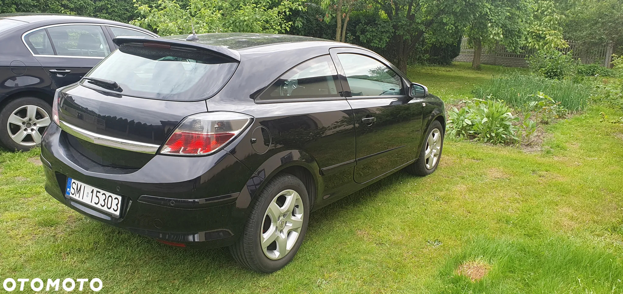 Opel Astra III GTC 1.6 Enjoy - 4