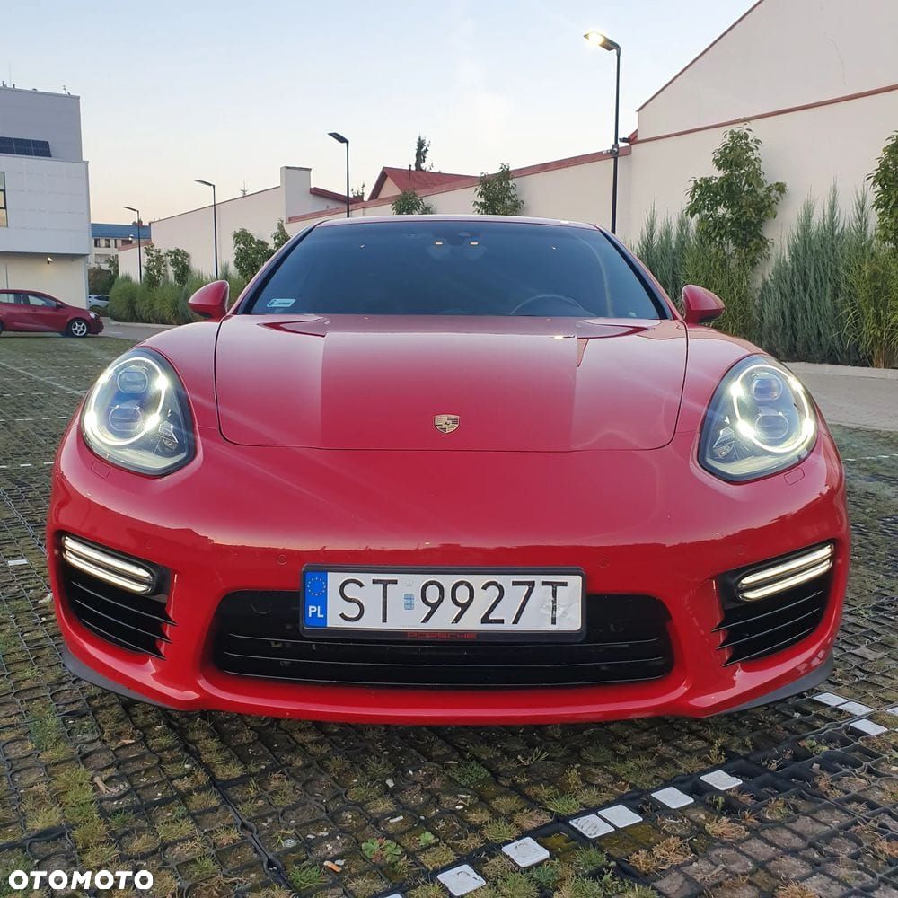 Porsche Panamera GTS - 8