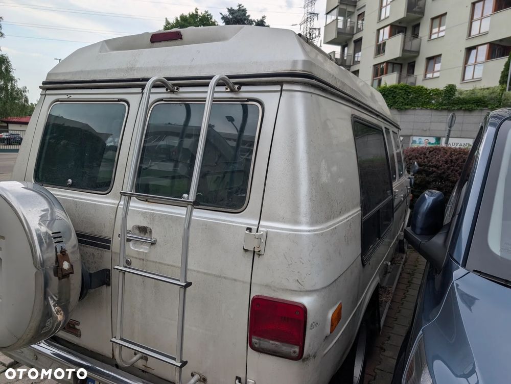 GMC Vandura - 3