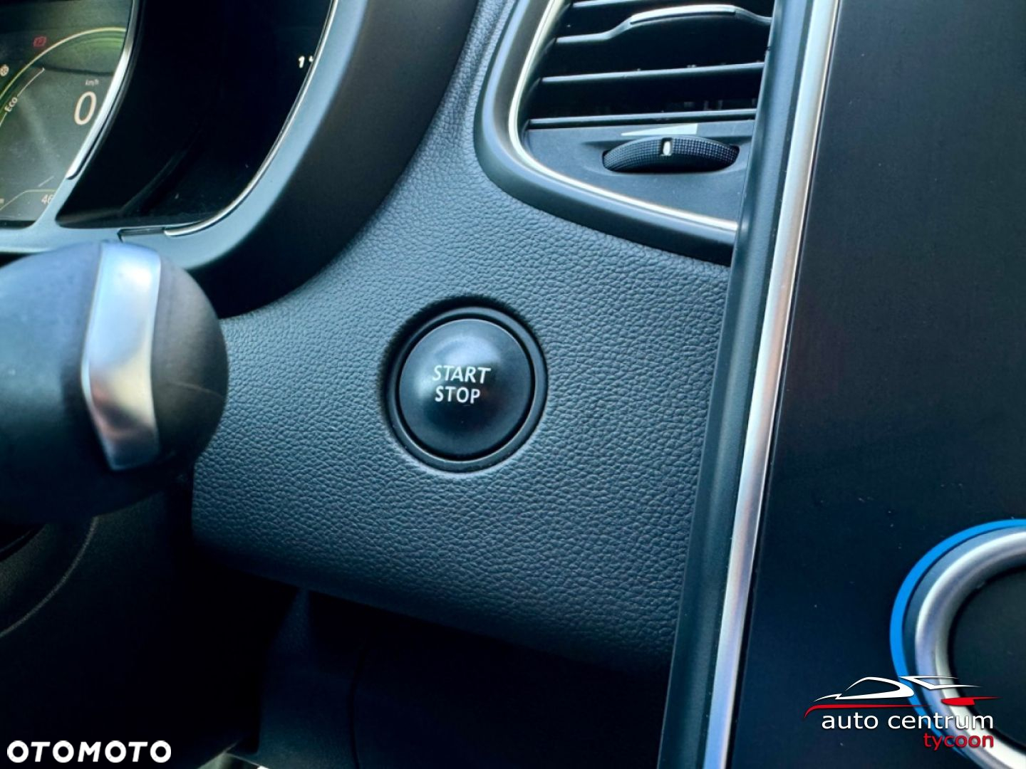 Renault Scenic - 25