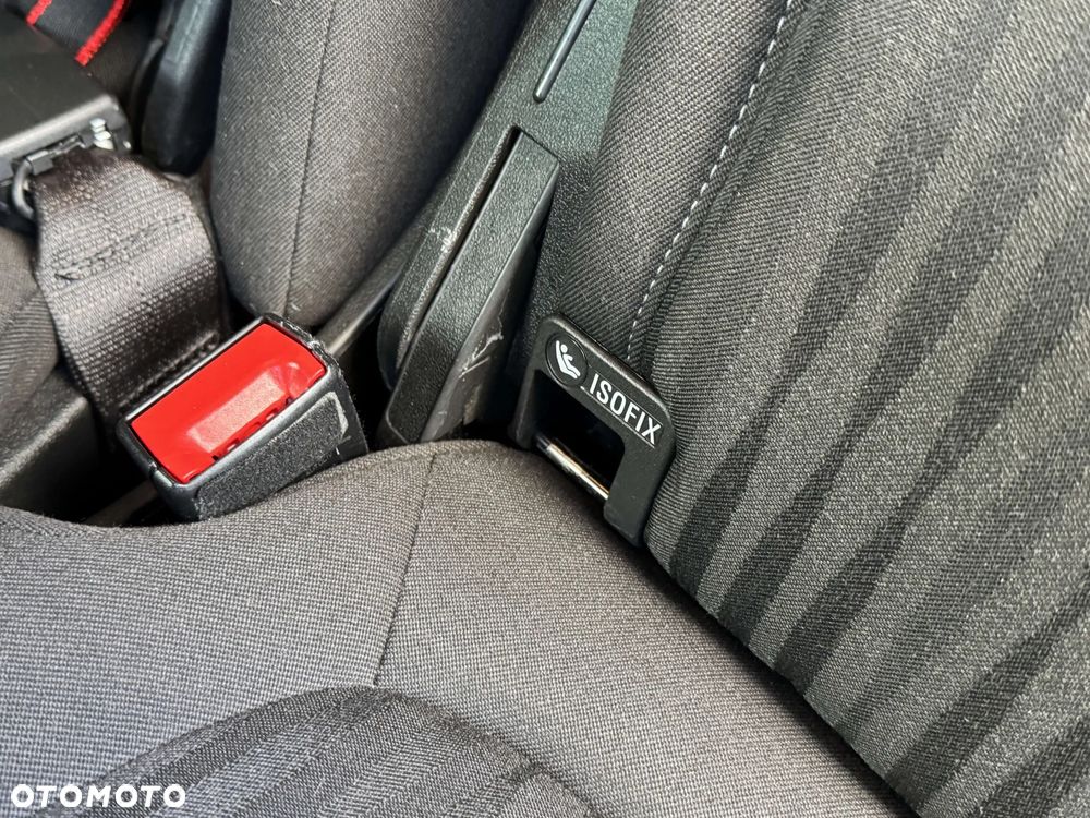 Opel Zafira Tourer 1.4 Turbo Business Edition - 17