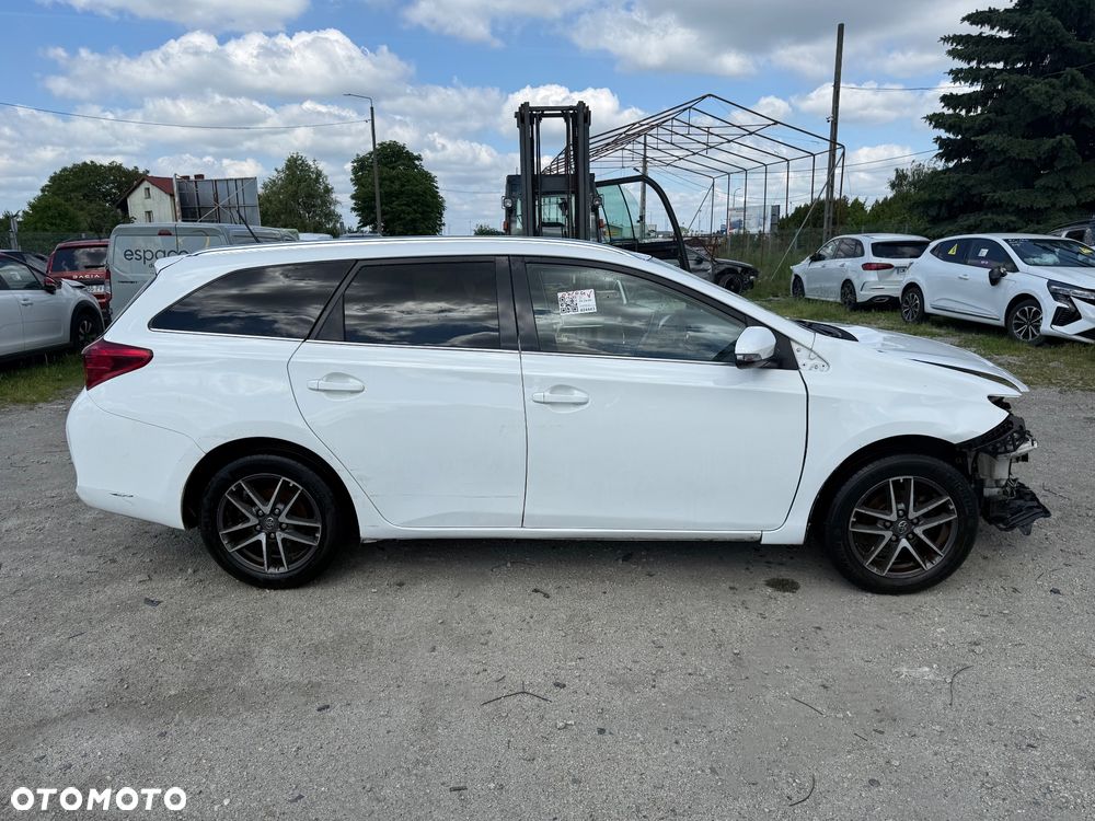 Toyota Auris - 8