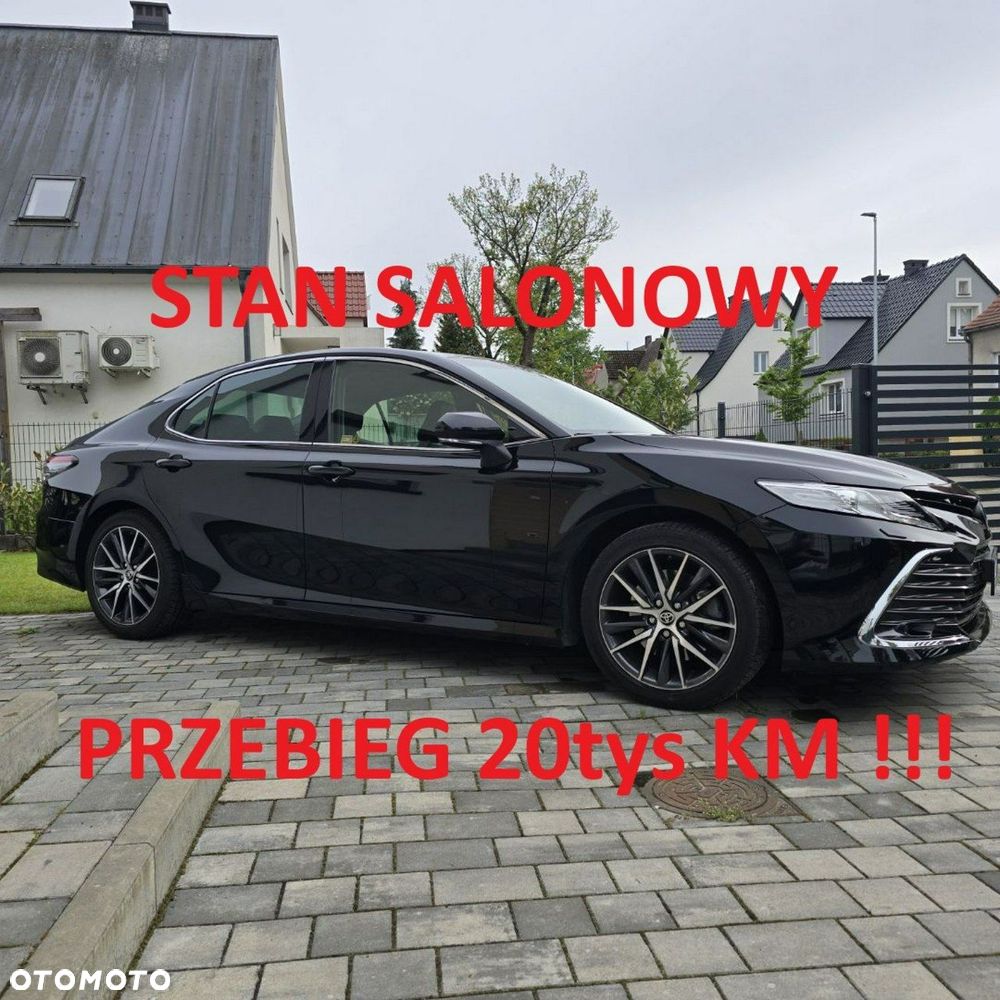 Toyota Camry 2.5 Hybrid Executive CVT - 2