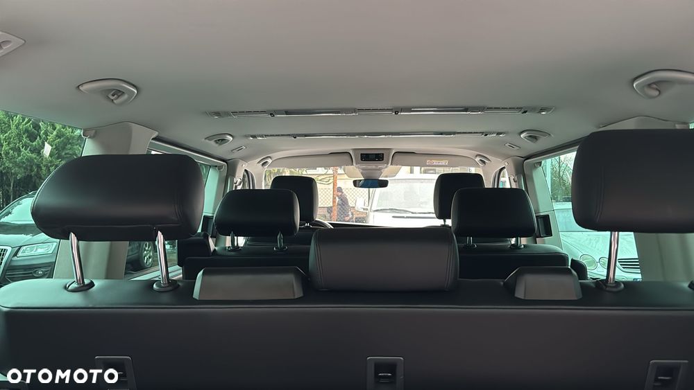 Volkswagen Multivan - 6
