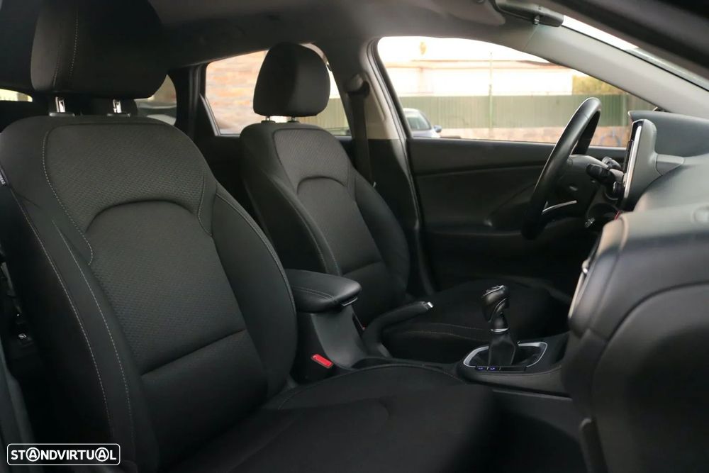 Hyundai i30 CW - 16