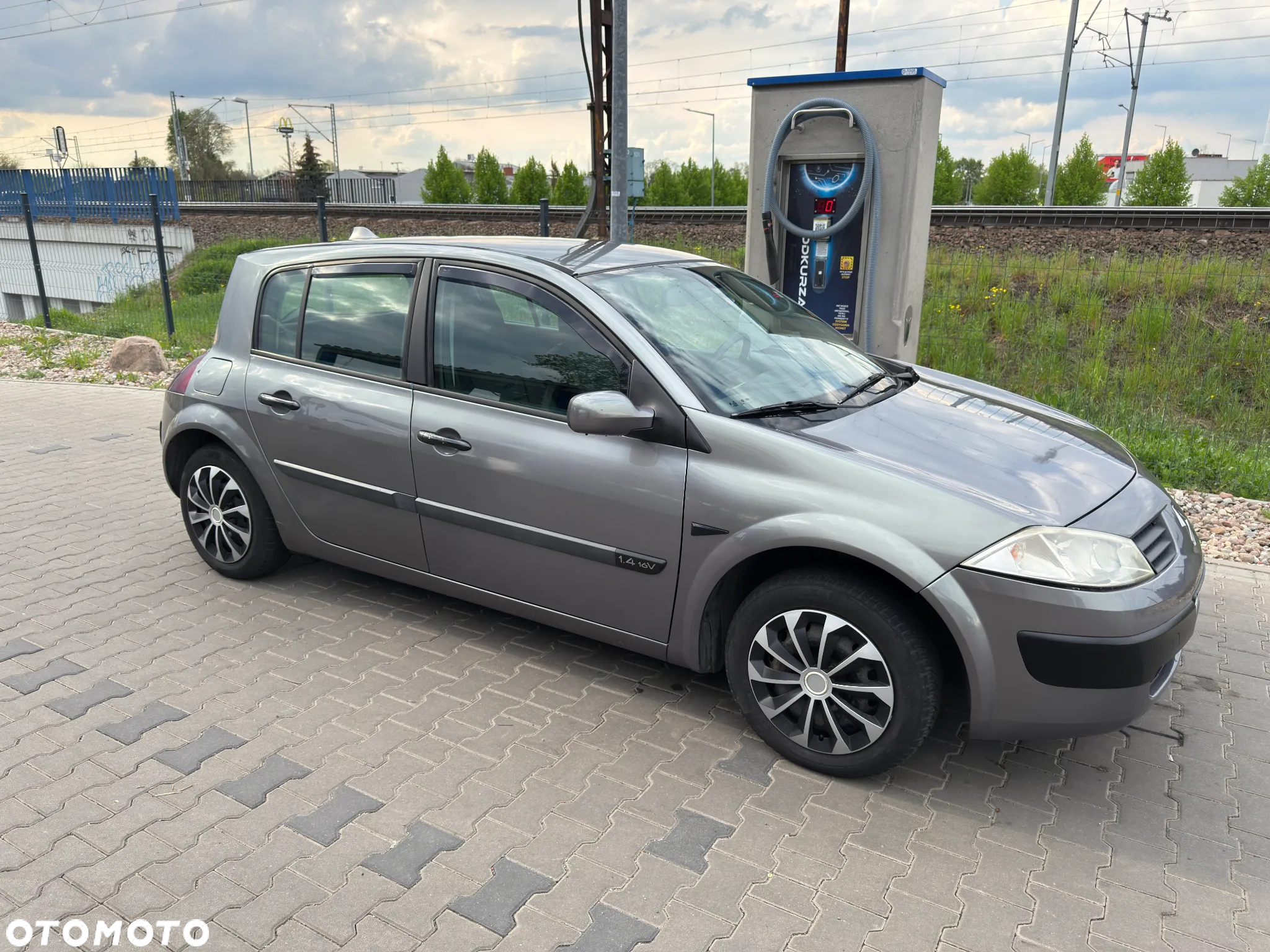 Renault Megane II 1.4 Confort Dynamique - 3