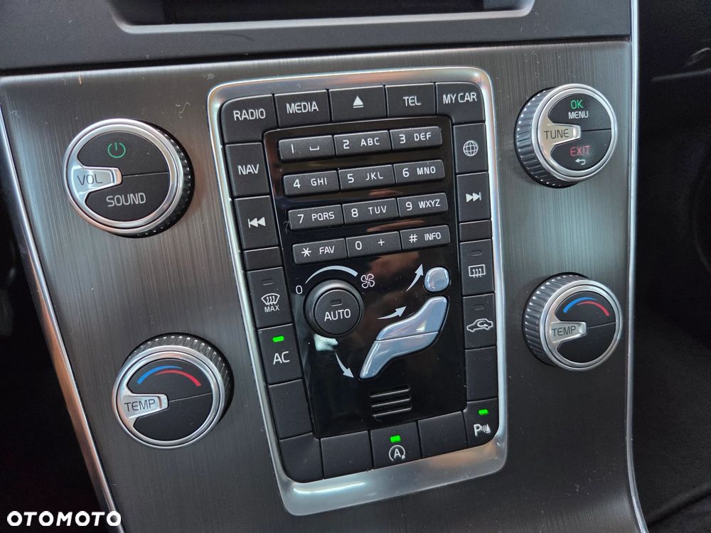 Volvo V60 D3 Geartronic Business Edition - 26