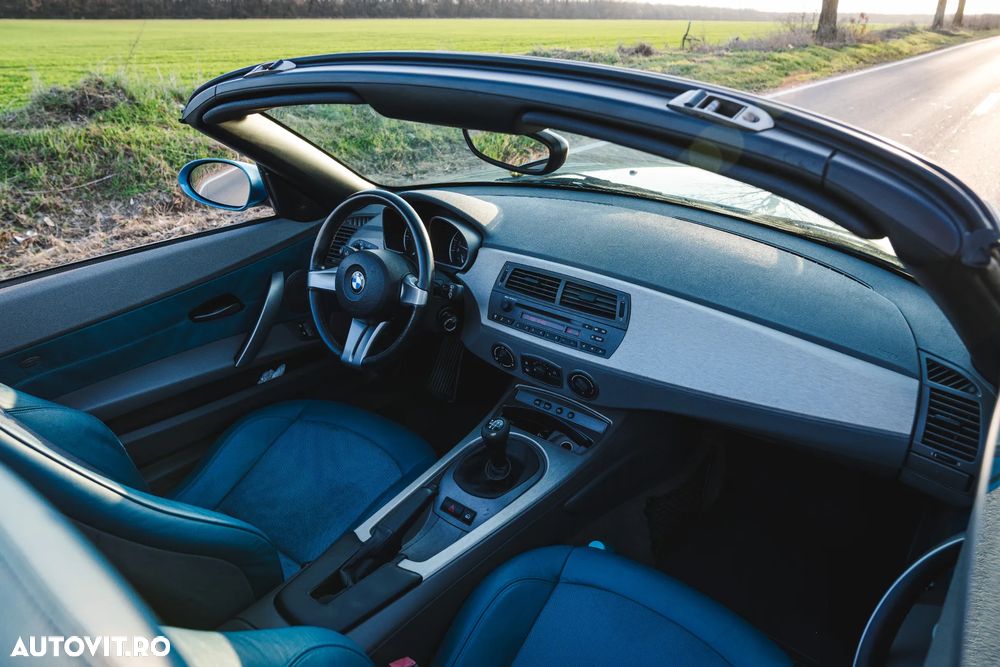 BMW Z4 2.5i - 14