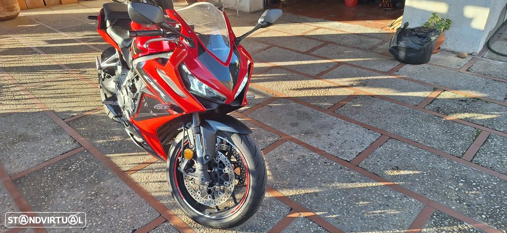 Honda CBR - 2