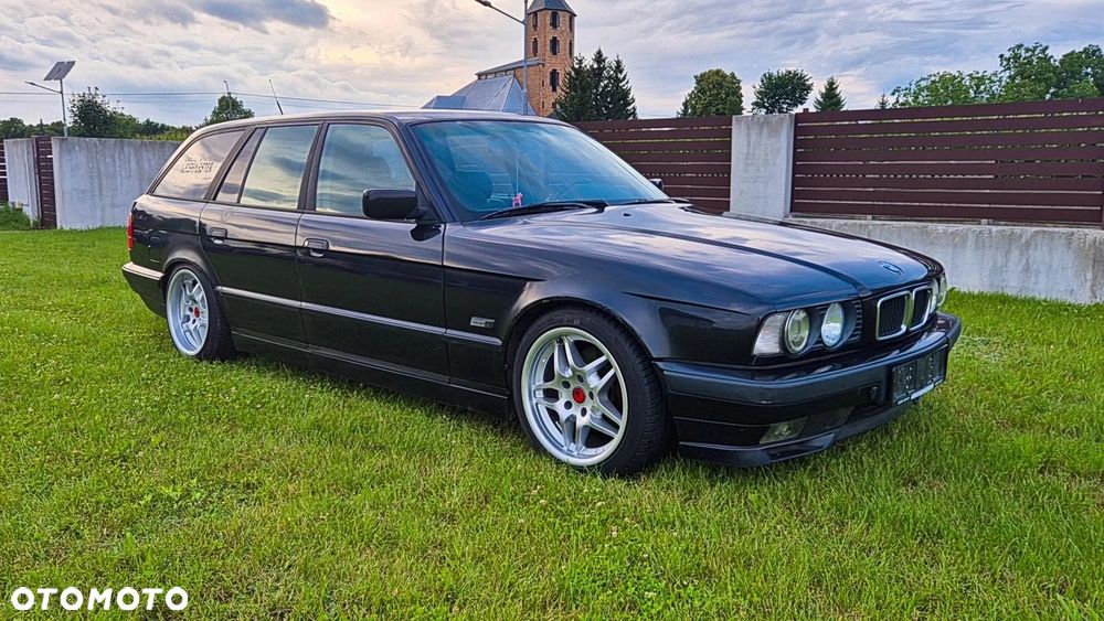 BMW Seria 5 540i - 17