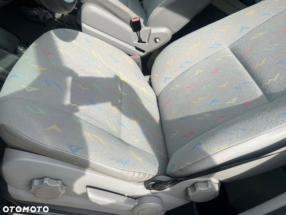 Volkswagen Crafter - 12