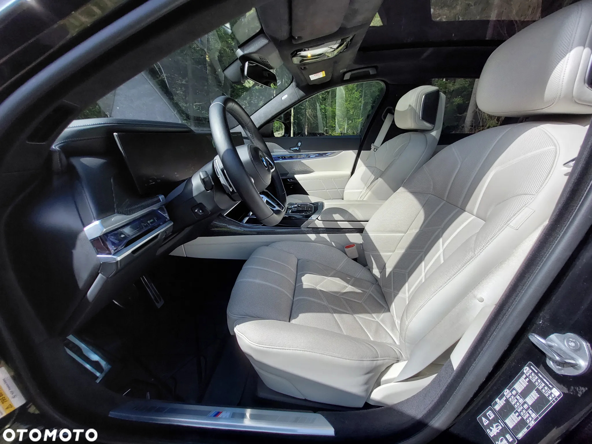 BMW Seria 7 - 17