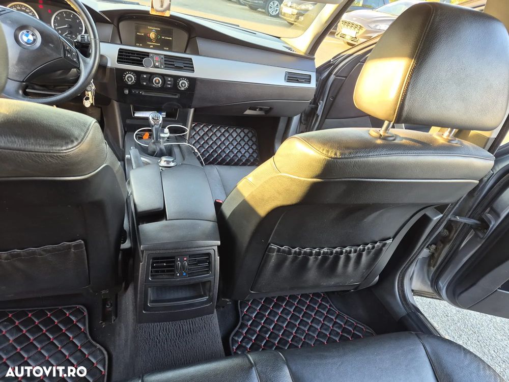 BMW Seria 5 520i Touring - 3