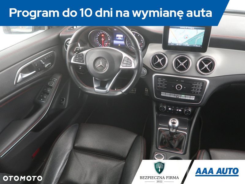 Mercedes-Benz CLA - 9