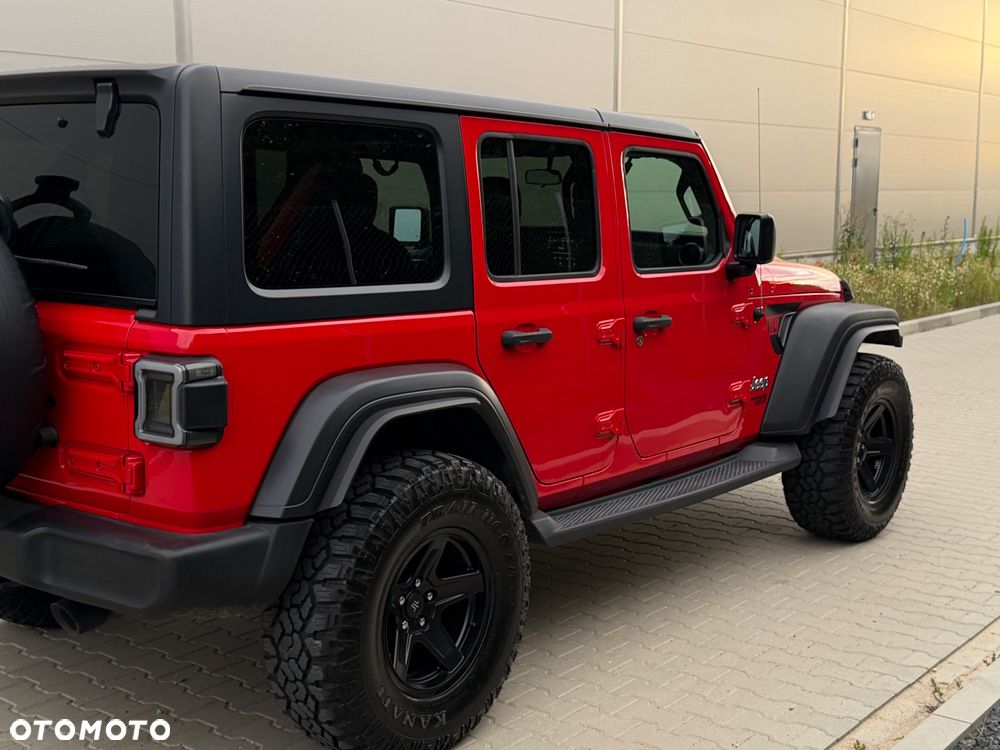 Jeep Wrangler - 13
