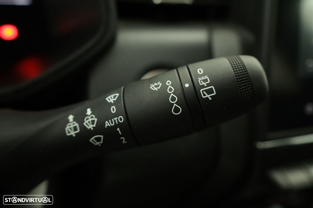 Mitsubishi Colt 1.0 MPI-T Launch Edition - 18