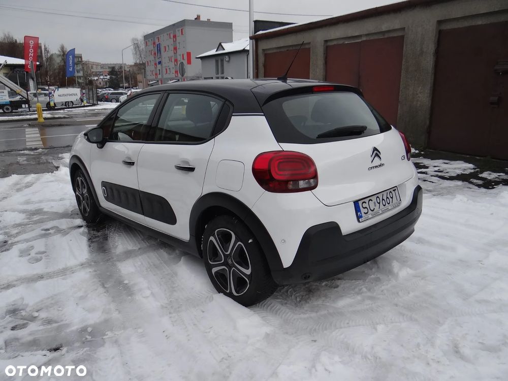 Citroën C3 Pure Tech 82 SHINE - 3