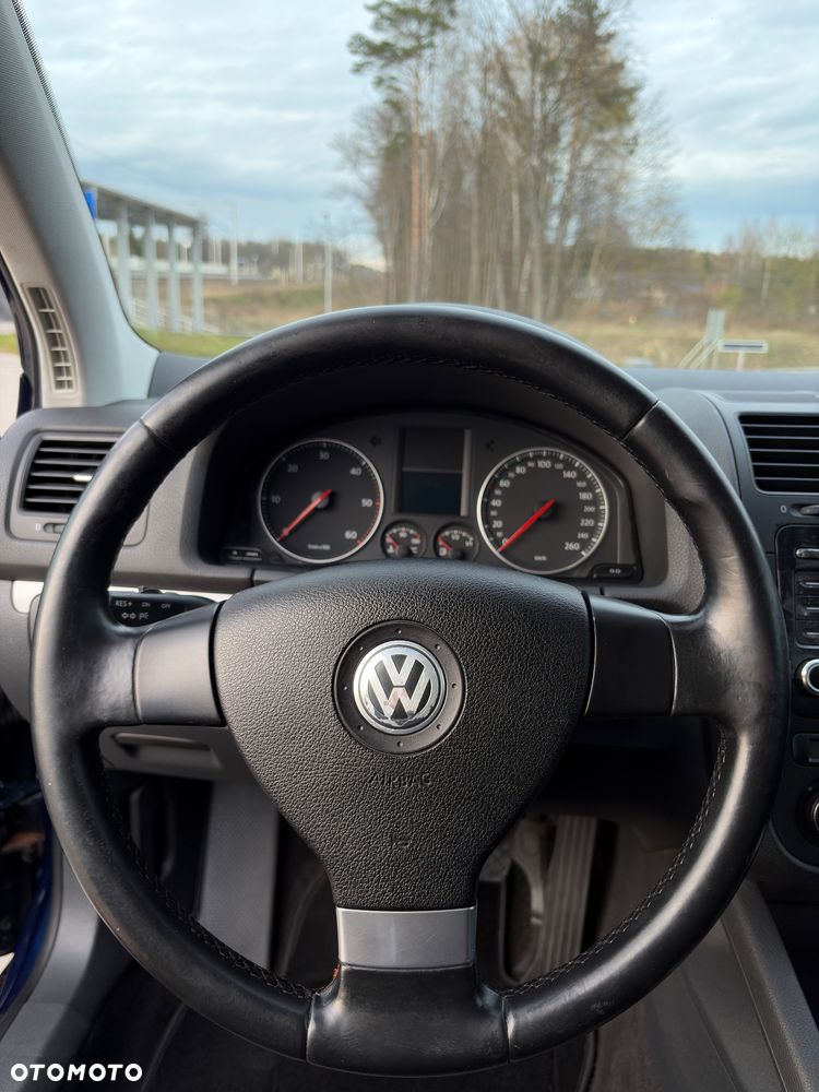 Volkswagen Golf 1.9 TDI Goal - 17