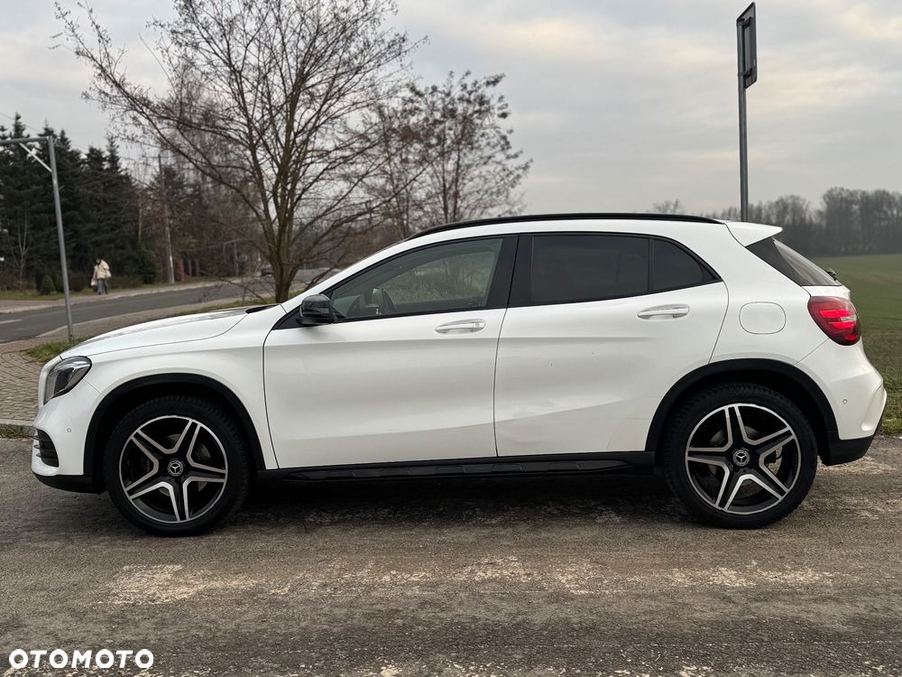 Mercedes-Benz GLA 220 4-Matic AMG Line - 20