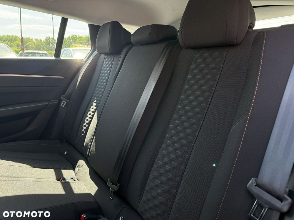 Peugeot 508 1.5 BlueHDi Allure Pack S&S EAT8 - 33