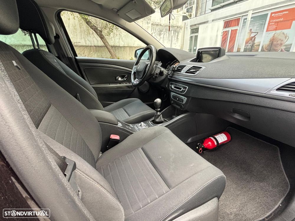 Renault Mégane Sport Tourer 1.5 dCi Dynamique S SS - 9