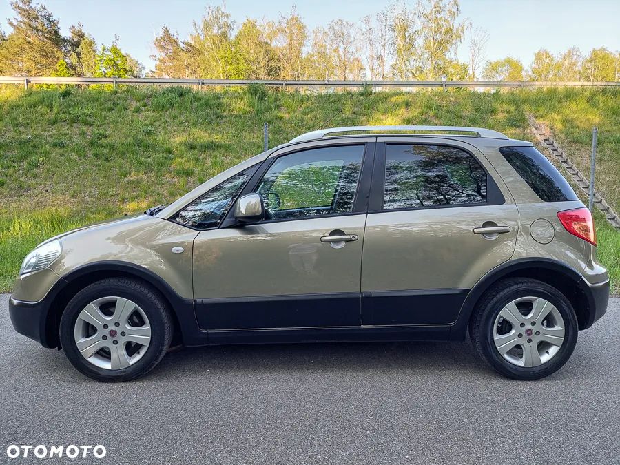Fiat Sedici - 7