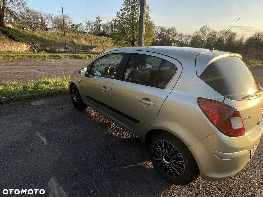 Opel Corsa 1.4 16V Enjoy - 2