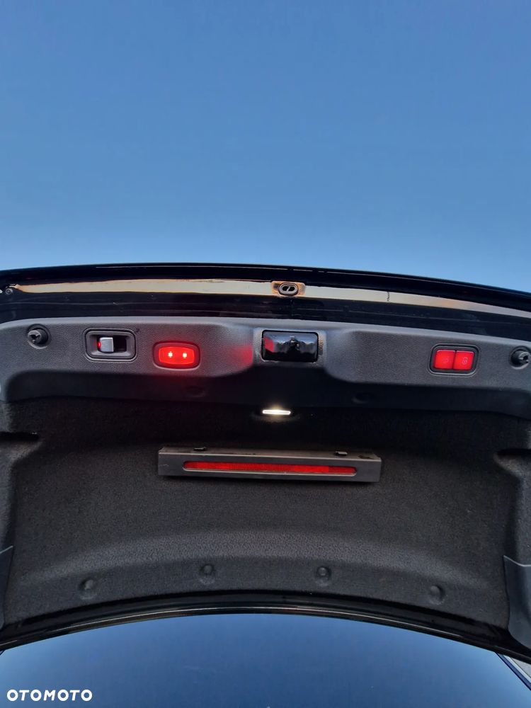 Mercedes-Benz CLS - 17