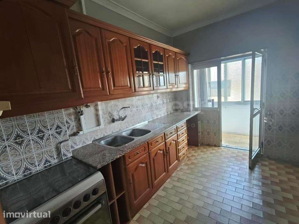 Apartamento T3 centro da Baixa da Banheira - Grande imagem: 4/26